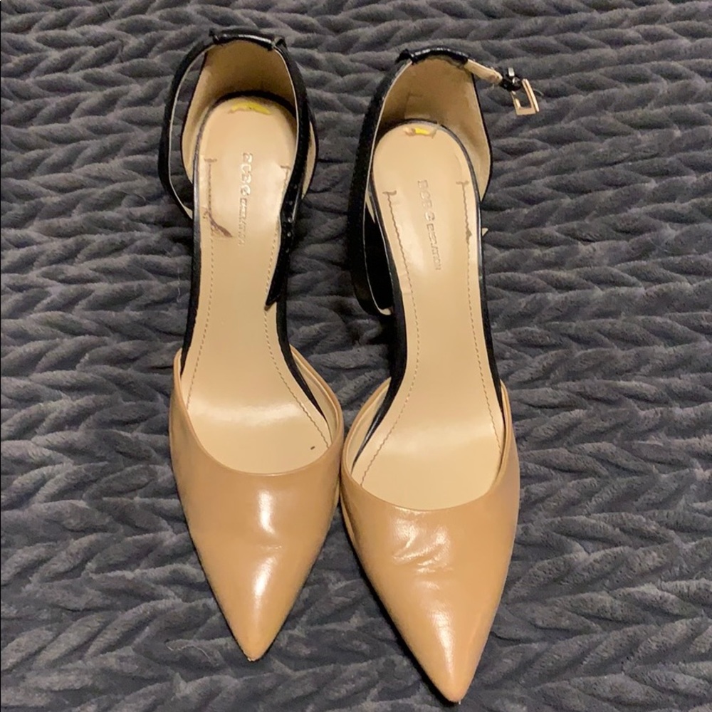 BCBG pumps